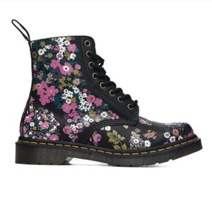 Dr. Martens Pascal Vintage Floral Backhand Boots Womens Size 6